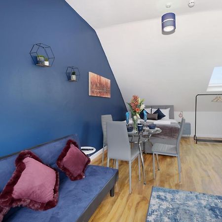 Fernbank Studios Sudbury Hill Harrow Self-Contained Studios With En-Suite Wembley エクステリア 写真