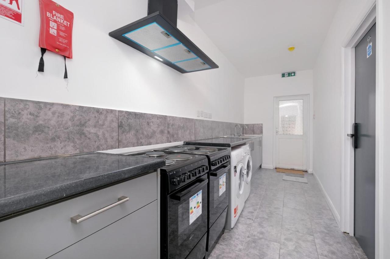Fernbank Studios Sudbury Hill Harrow Self-Contained Studios With En-Suite Wembley エクステリア 写真