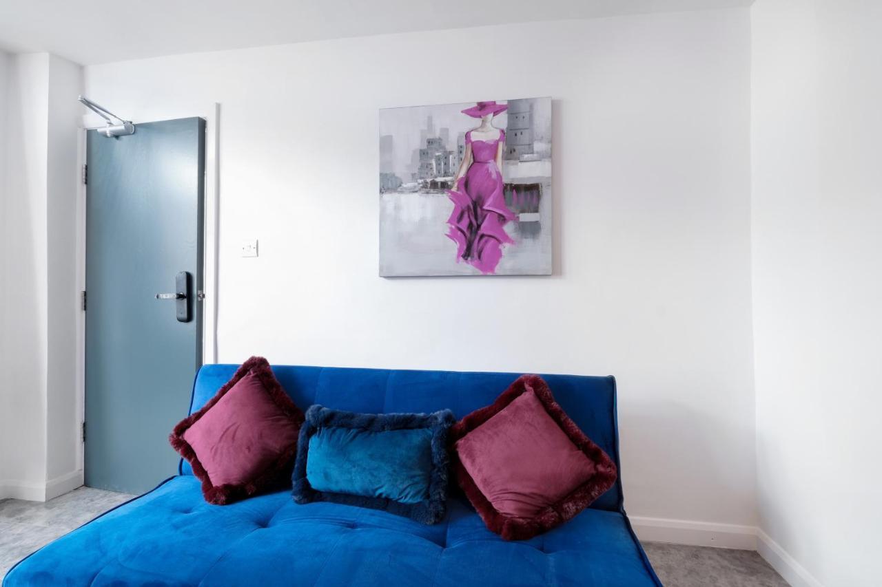 Fernbank Studios Sudbury Hill Harrow Self-Contained Studios With En-Suite Wembley エクステリア 写真
