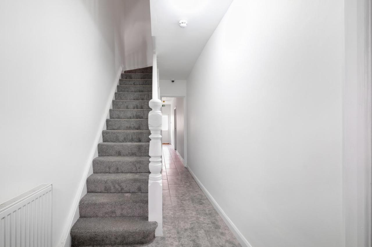 Fernbank Studios Sudbury Hill Harrow Self-Contained Studios With En-Suite Wembley エクステリア 写真