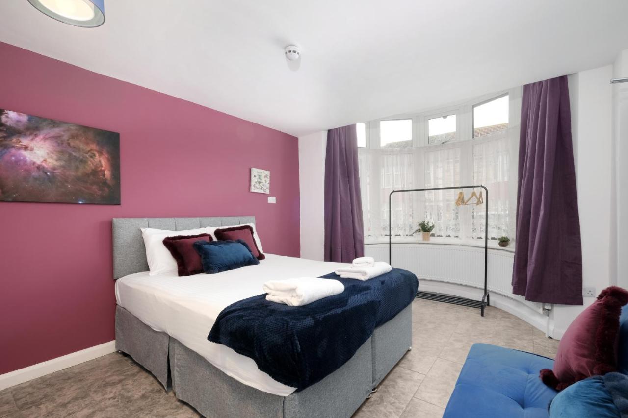 Fernbank Studios Sudbury Hill Harrow Self-Contained Studios With En-Suite Wembley エクステリア 写真
