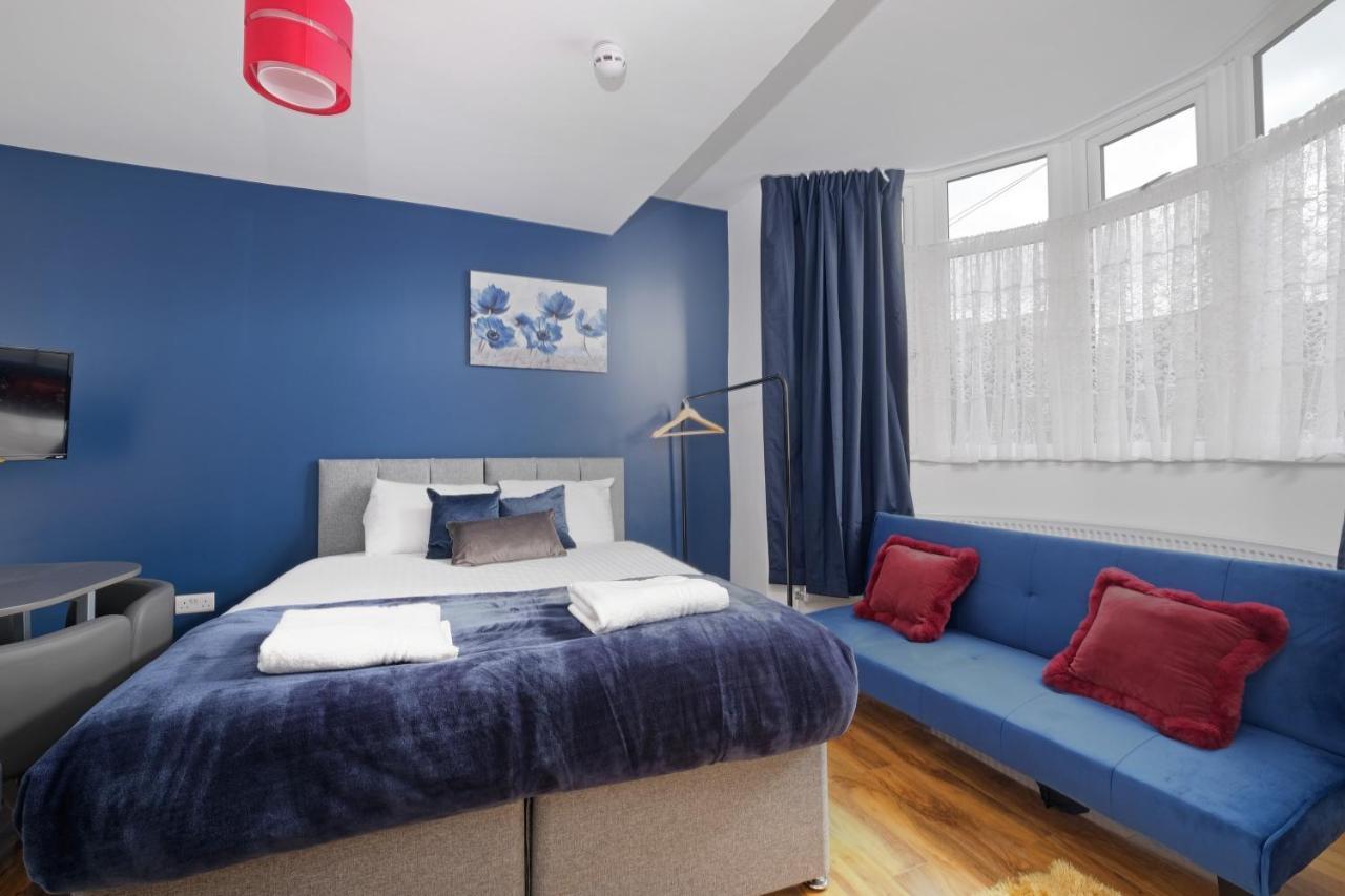 Fernbank Studios Sudbury Hill Harrow Self-Contained Studios With En-Suite Wembley エクステリア 写真