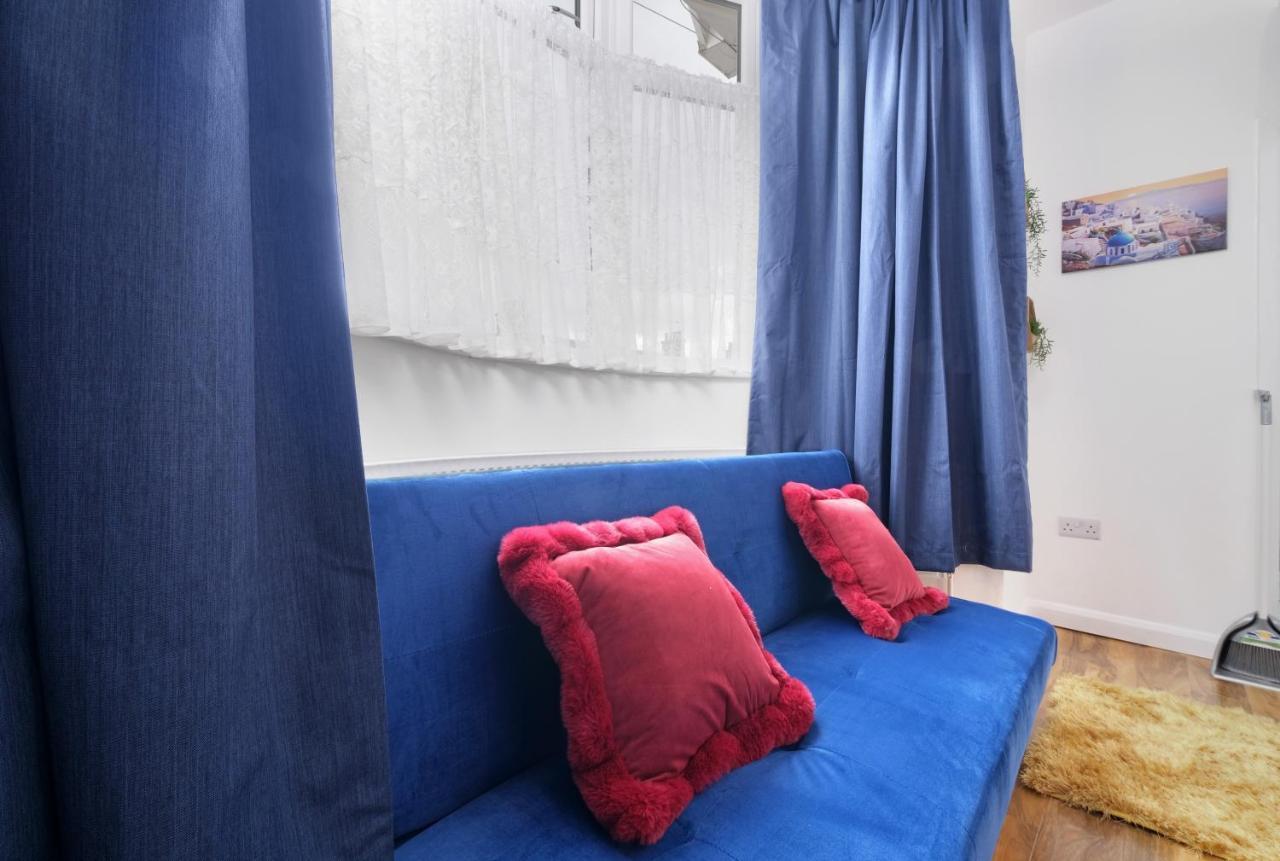 Fernbank Studios Sudbury Hill Harrow Self-Contained Studios With En-Suite Wembley エクステリア 写真