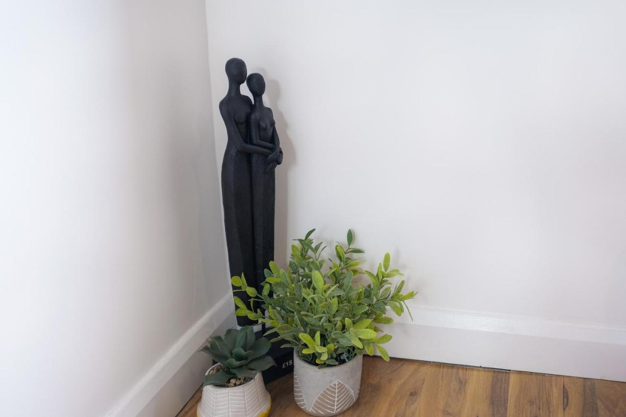 Fernbank Studios Sudbury Hill Harrow Self-Contained Studios With En-Suite Wembley エクステリア 写真